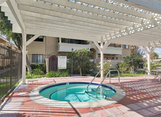 27236 Luther Drive 702, Canyon Country, CA 91351