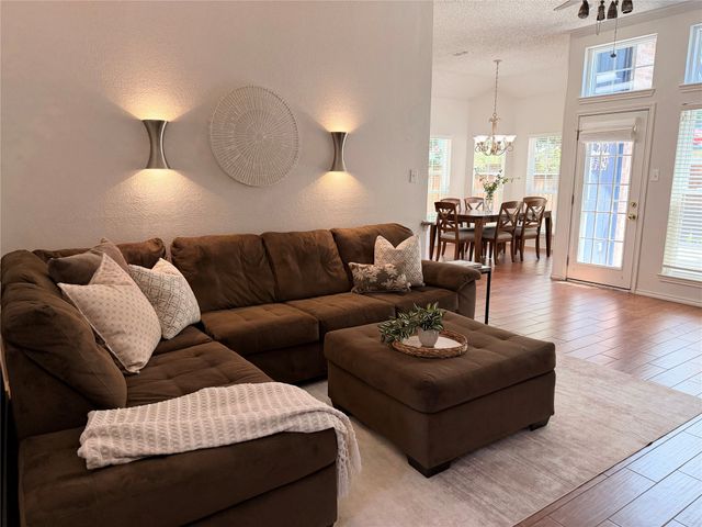 6700 Huntly Drive, Plano, TX 75023