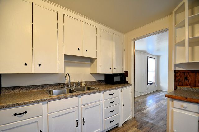 1707-A E Main St, Kerrville, TX 78028