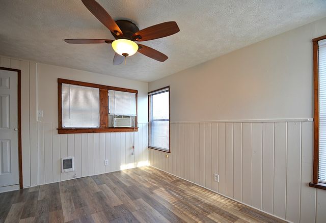 1707-A E Main St, Kerrville, TX 78028