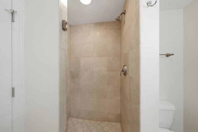 4440 N DOVER Street GS, Chicago, IL 60640