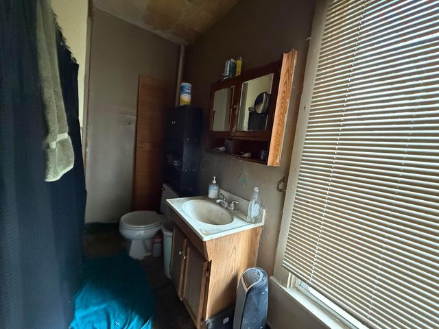24 Messmore Avenue, Centerburg, OH 43011