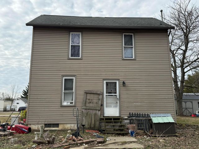 24 Messmore Avenue, Centerburg, OH 43011