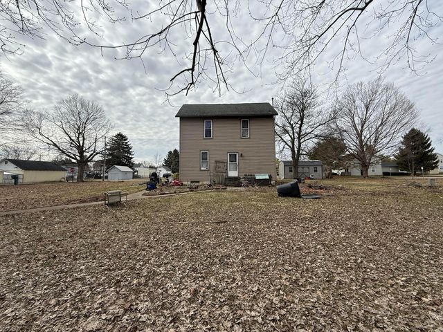 24 Messmore Avenue, Centerburg, OH 43011