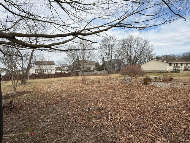 24 Messmore Avenue, Centerburg, OH 43011