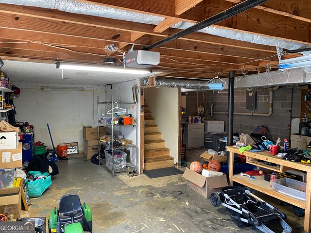 2730 Meadow View Drive, Acworth, GA 30102