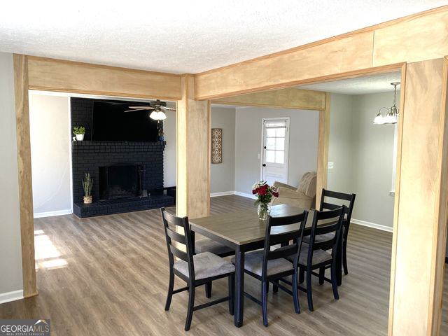 2730 Meadow View Drive, Acworth, GA 30102