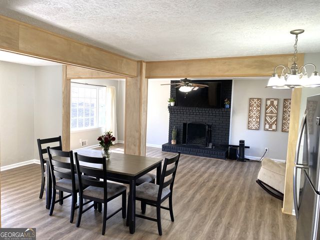 2730 Meadow View Drive, Acworth, GA 30102