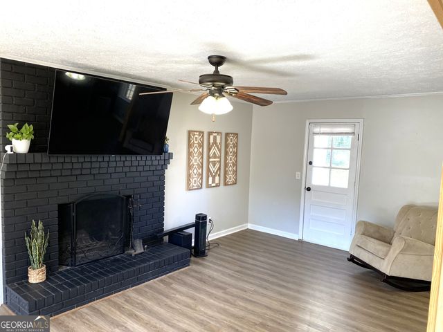 2730 Meadow View Drive, Acworth, GA 30102