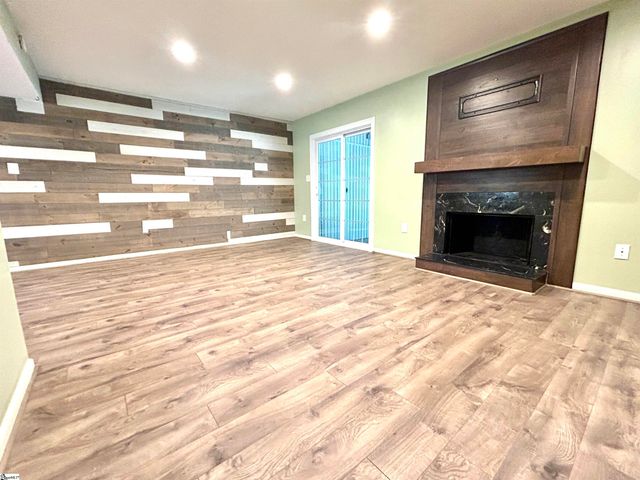 111 Briarview Circle, Greenville, SC 29615