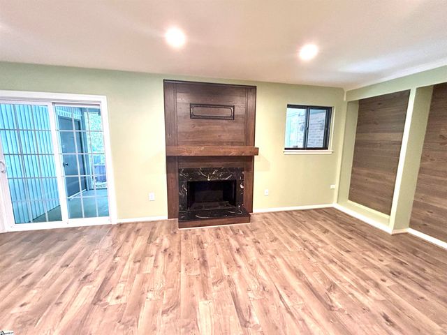 111 Briarview Circle, Greenville, SC 29615