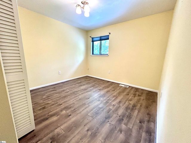 111 Briarview Circle, Greenville, SC 29615