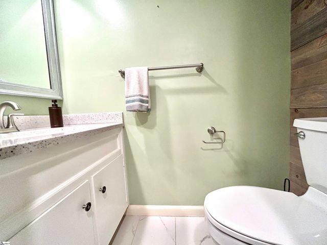 111 Briarview Circle, Greenville, SC 29615