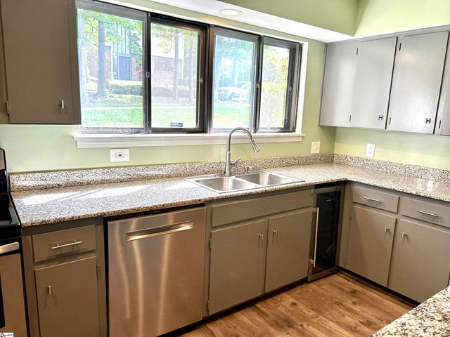 111 Briarview Circle, Greenville, SC 29615