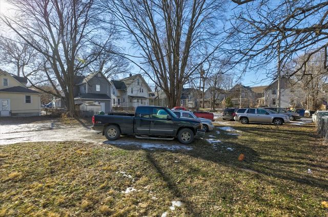 1118 23rd Street, Des Moines, IA 50311