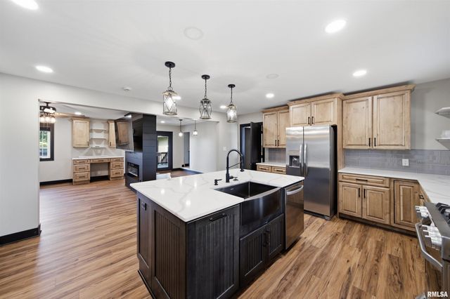 9825 N ROUTE 91, Peoria, IL 61615