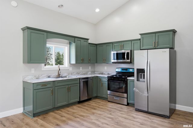 9825 N ROUTE 91, Peoria, IL 61615