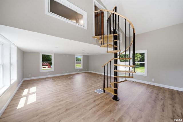 9825 N ROUTE 91, Peoria, IL 61615