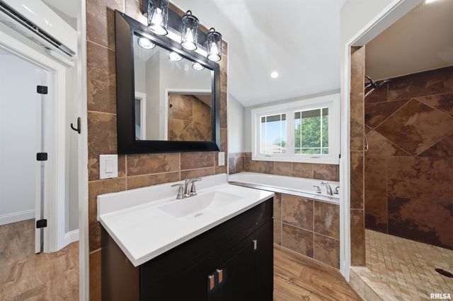 9825 N ROUTE 91, Peoria, IL 61615