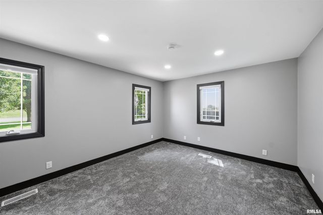 9825 N ROUTE 91, Peoria, IL 61615