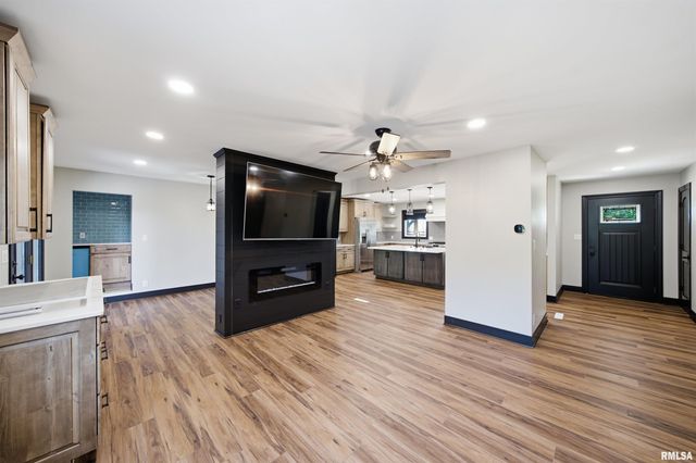 9825 N ROUTE 91, Peoria, IL 61615
