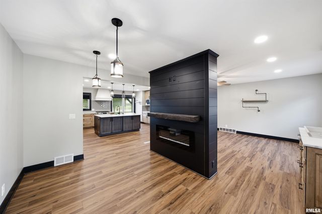 9825 N ROUTE 91, Peoria, IL 61615