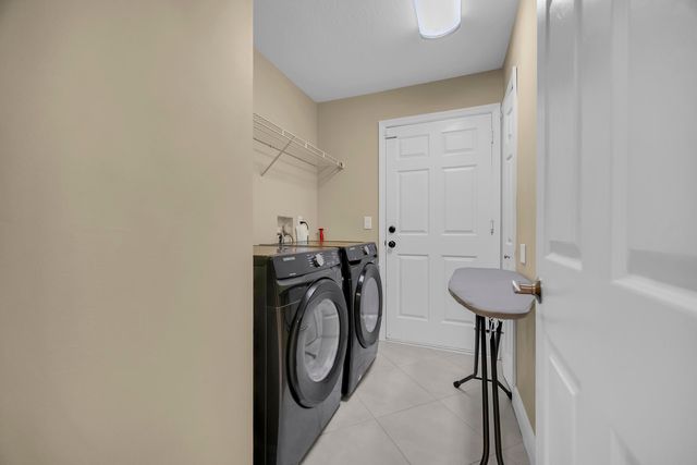 1037 SW Payne Avenue, Port St. Lucie, Port St Lucie, FL 34953