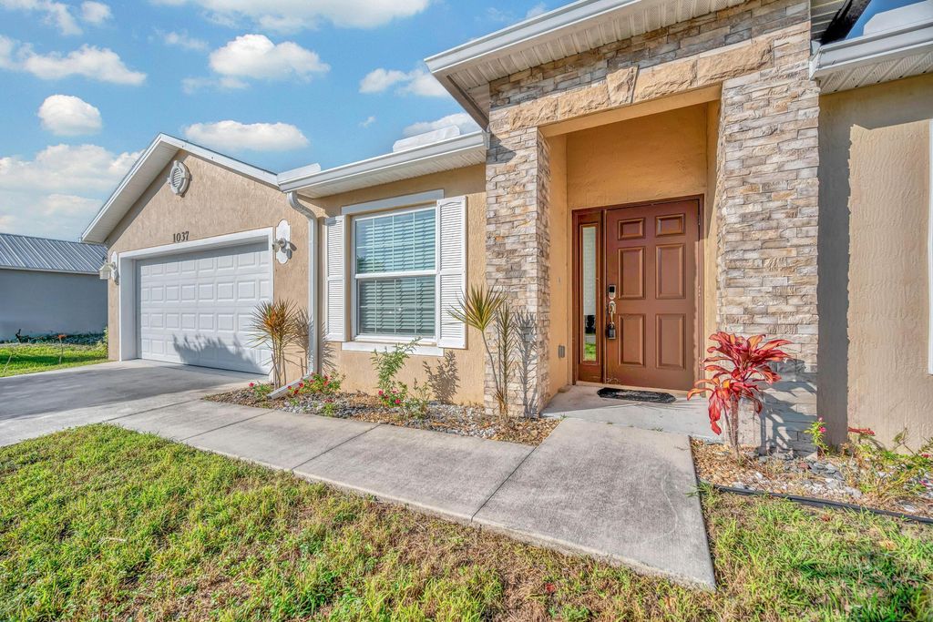 1037 SW Payne Avenue, Port St. Lucie, Port St Lucie, FL 34953