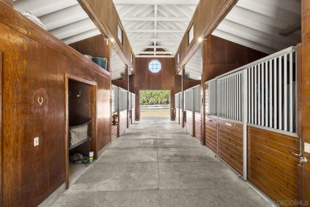 20455 Elfin Forest Road, Escondido, CA 92029