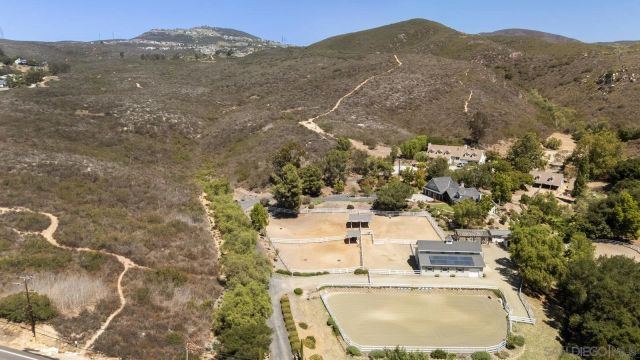 20455 Elfin Forest Road, Escondido, CA 92029