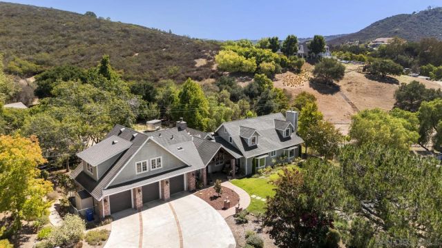20455 Elfin Forest Road, Escondido, CA 92029
