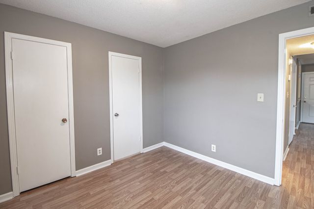 807 Golfview Pl Apt A, Clarksville, TN 37043