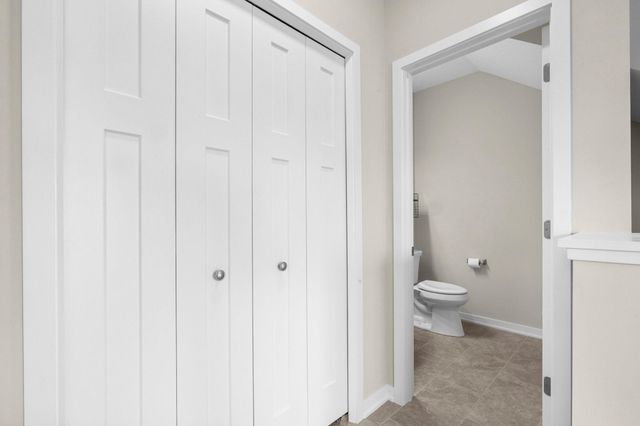 2673 New Century Place E, Maplewood, MN 55119