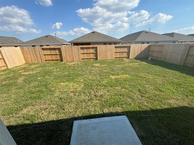 4214 Briarstone Knoll Trail, Baytown, TX 77521