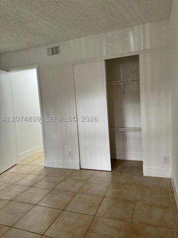 8801 Wiles Rd 103, Coral Springs, FL 33067