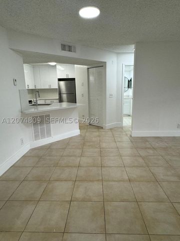 8801 Wiles Rd 103, Coral Springs, FL 33067