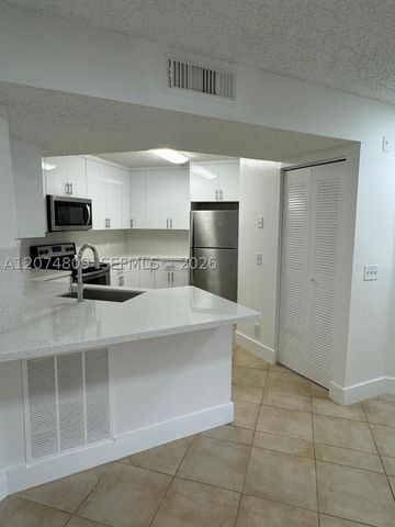 8801 Wiles Rd 103, Coral Springs, FL 33067