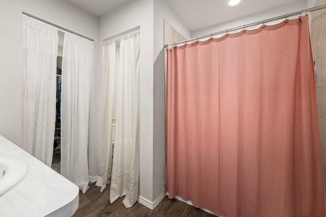 16801 Lonely Pines Drive, Conroe, TX 77302