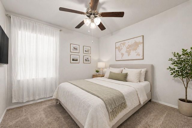16801 Lonely Pines Drive, Conroe, TX 77302