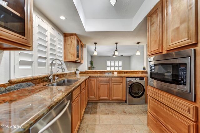 37801 N CAVE CREEK Road 13, Cave Creek, AZ 85331