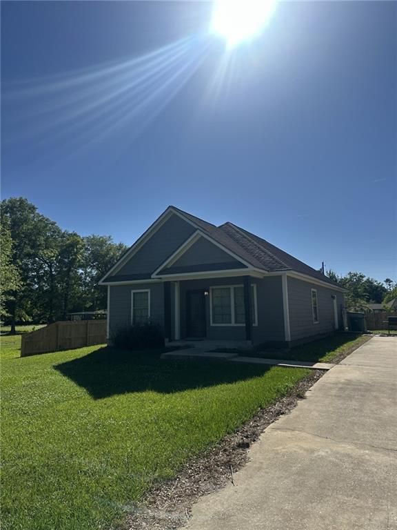 3236 ELMWOOD Street, Lake Charles, LA 70615