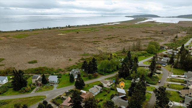1060 Halsey Drive, Coupeville, WA 98239