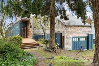 1060 Halsey Drive, Coupeville, WA 98239