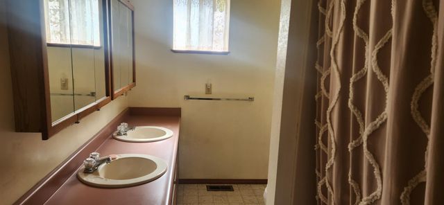 4 3192 River Street, Fall River Mills, CA 96028