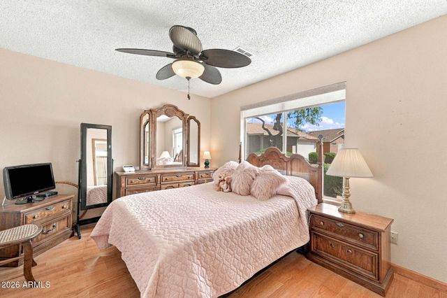 1873 E PEACH TREE Drive, Chandler, AZ 85249