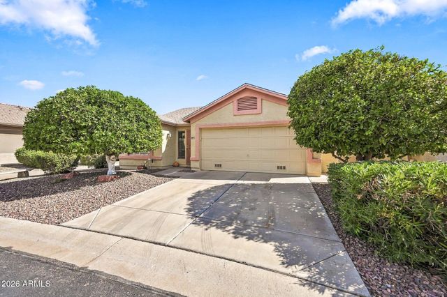 1873 E PEACH TREE Drive, Chandler, AZ 85249
