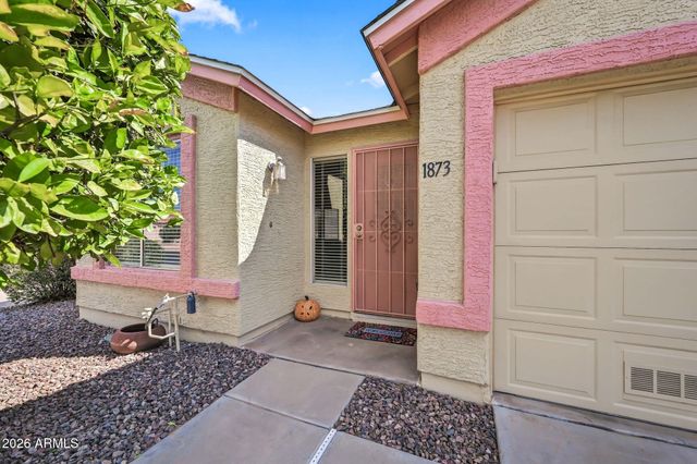 1873 E PEACH TREE Drive, Chandler, AZ 85249