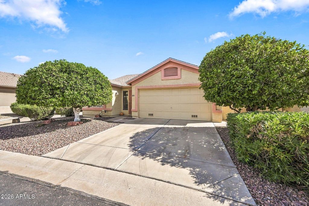 1873 E PEACH TREE Drive, Chandler, AZ 85249 — photo 4