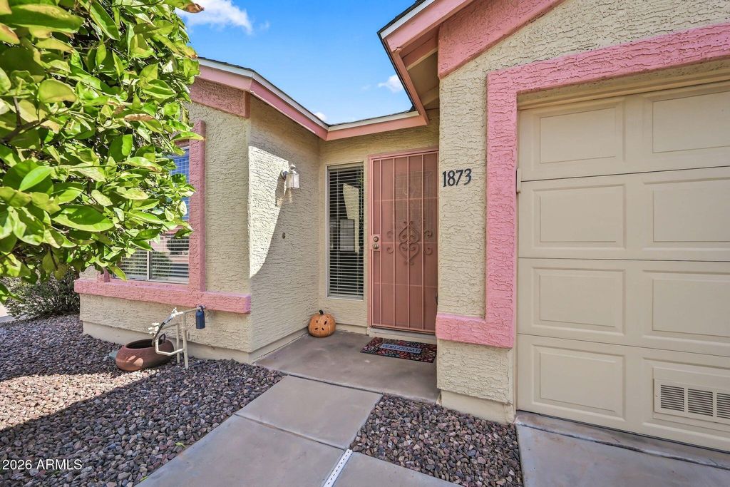 1873 E PEACH TREE Drive, Chandler, AZ 85249 — photo 5