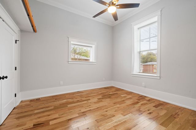 638 Madison St Apt 3, Clarksville, TN 37040